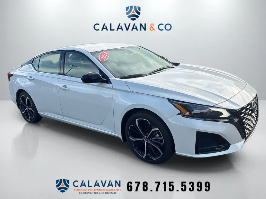 2024 Nissan Altima 2.5 SR photo 1