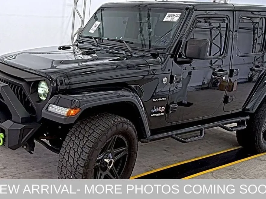 2020 Jeep Wrangler Unlimited Sahara photo 1
