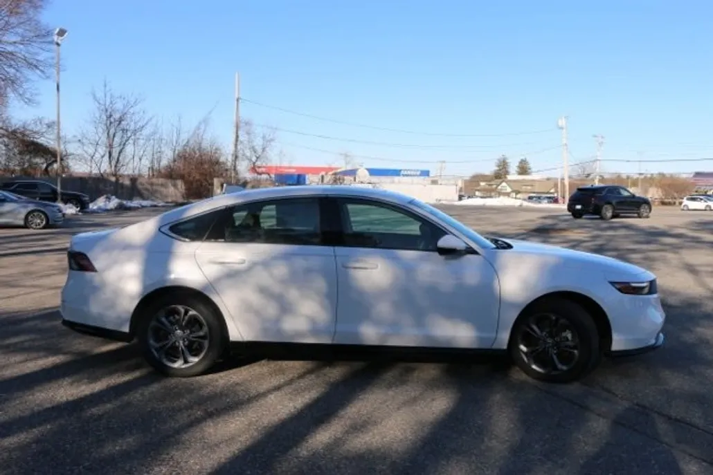 2025 Honda Accord Hybrid EX-L photo 1