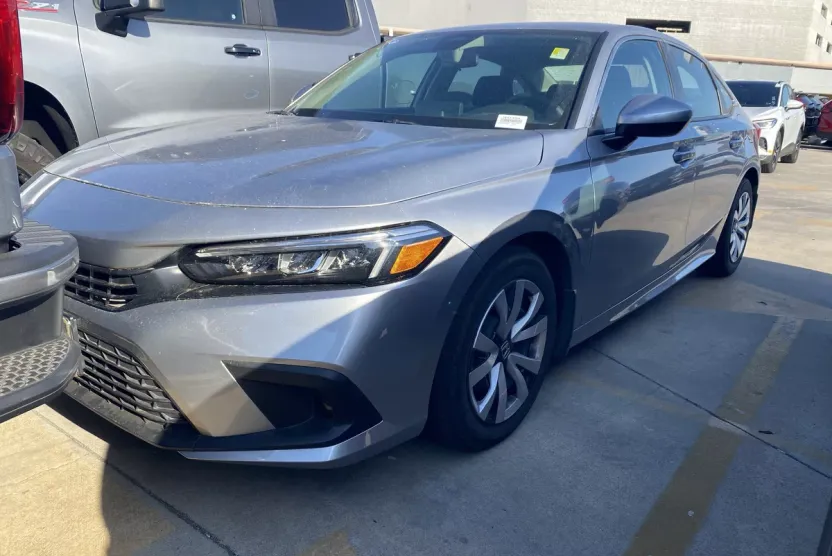 2023 Honda Civic LX photo 1