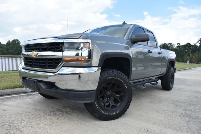 2017 Chevrolet Silverado 1500 LS photo 1