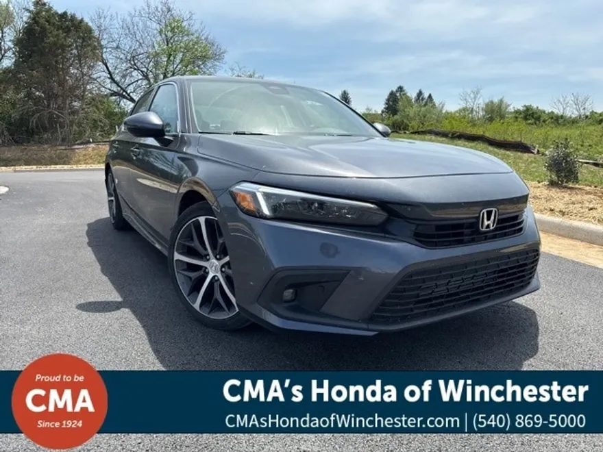 2022 Honda Civic Touring photo 1