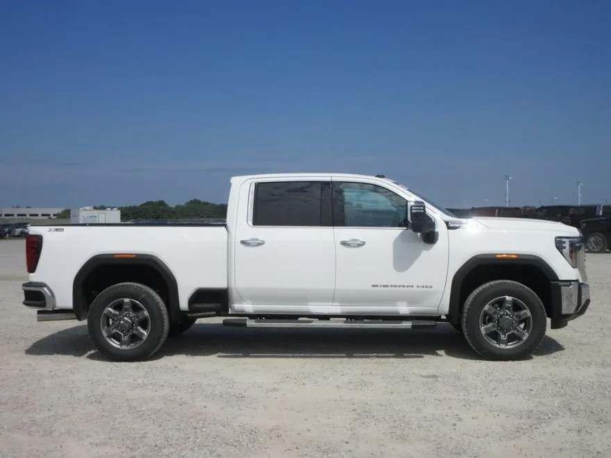 2025 Gmc Sierra 2500 HD SLE photo 1