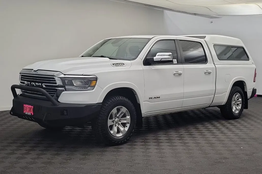 2020 Ram 1500 Laramie photo 1