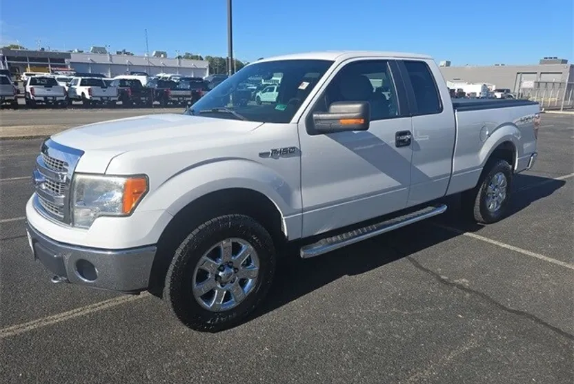2013 Ford F-150 XLT photo 1