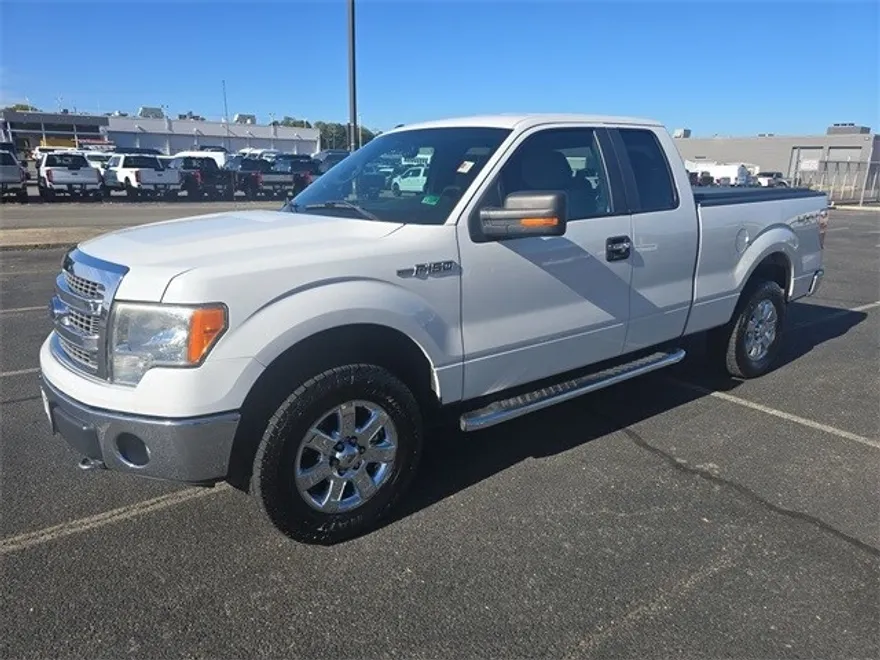 2013 Ford F-150 XLT photo 1