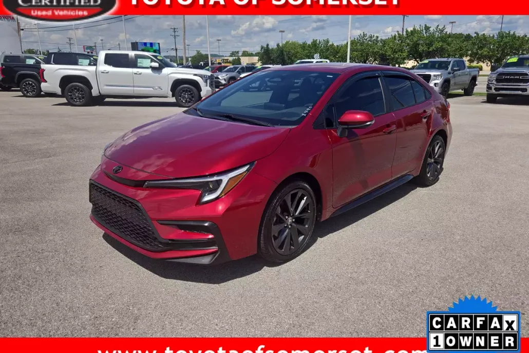 2024 Toyota Corolla SE photo 1
