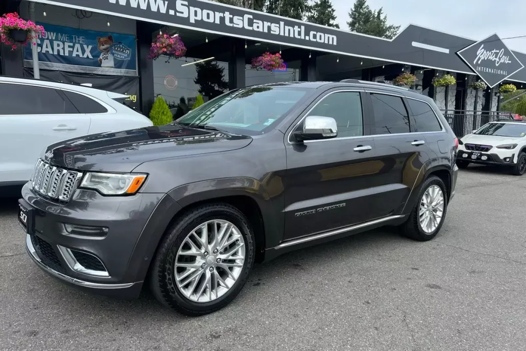 2017 Jeep Grand Cherokee Summit photo 1