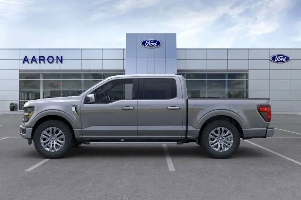 2024 Ford F-150 XLT photo 1