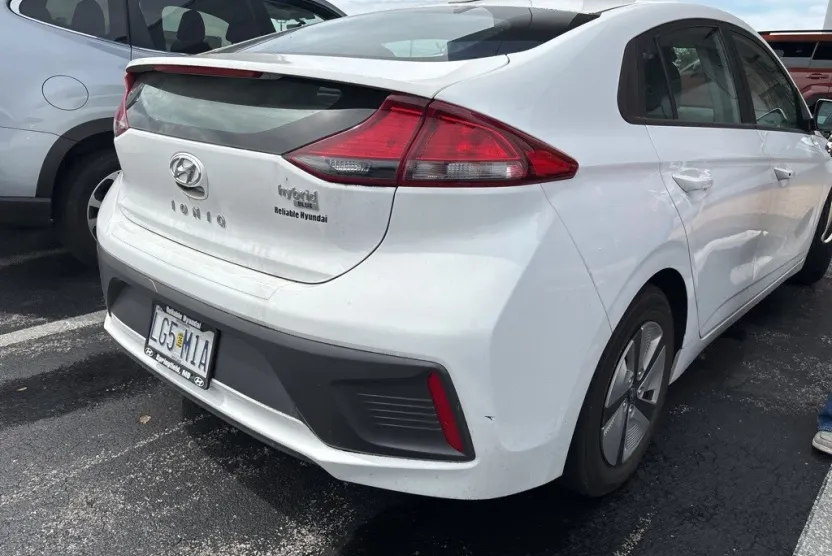 2022 Hyundai Ioniq Blue photo 1