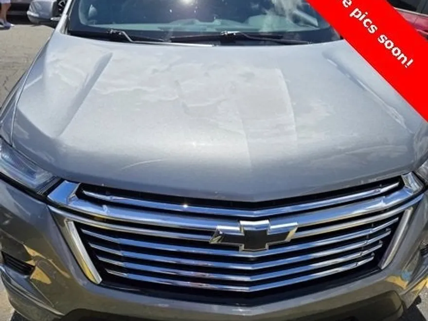 2023 Chevrolet Traverse Premier photo 1
