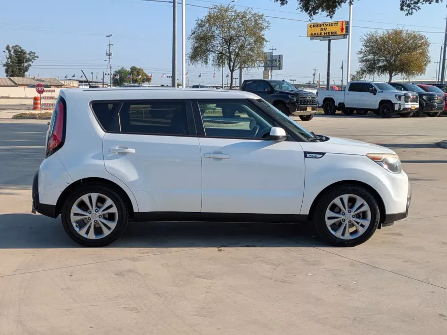 2015 Kia Soul Plus photo 1