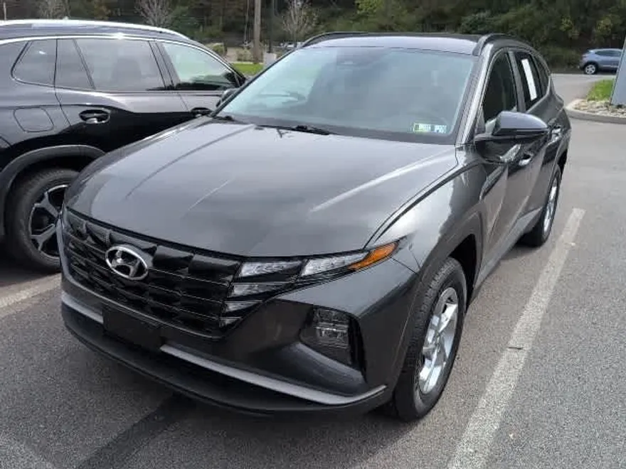 2022 Hyundai Tucson SEL photo 1