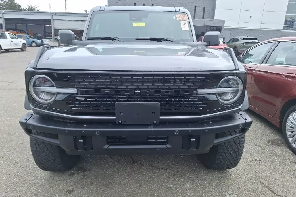 2024 Ford Bronco Wildtrak photo 1