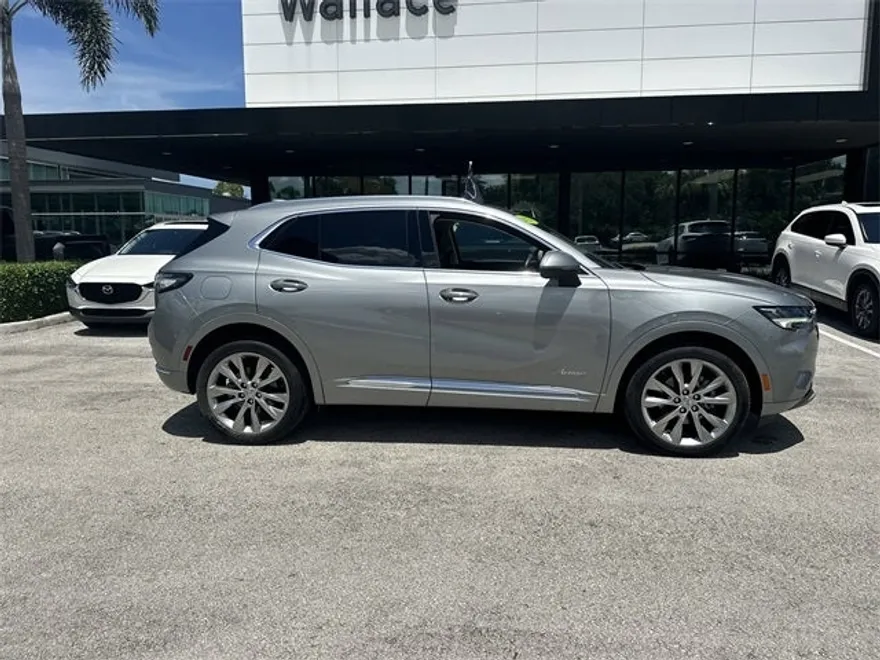 2023 Buick Envision Avenir photo 1