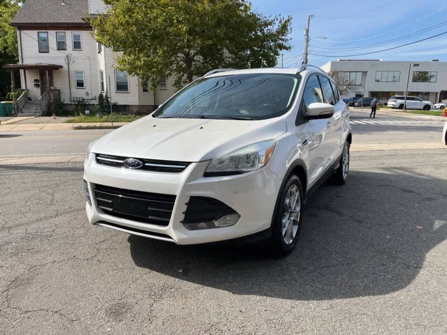 2016 Ford Escape Titanium photo 1