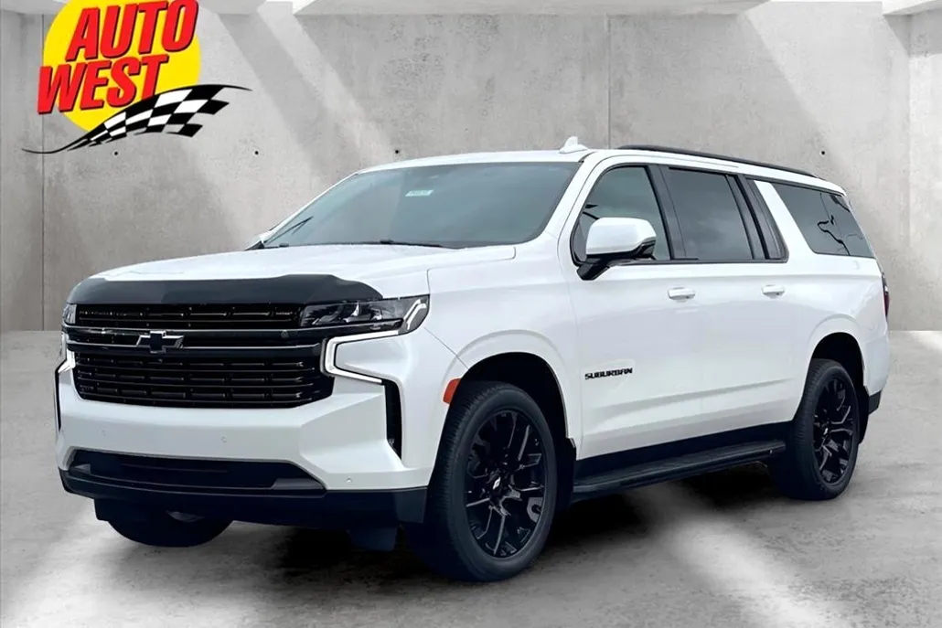 2022 Chevrolet Suburban RST photo 1