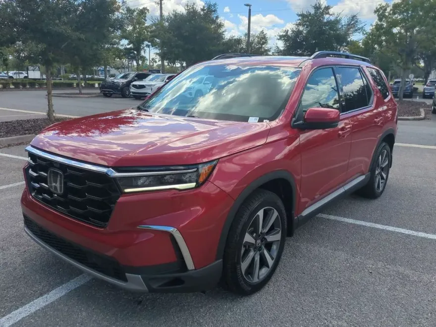 2023 Honda Pilot Elite photo 1