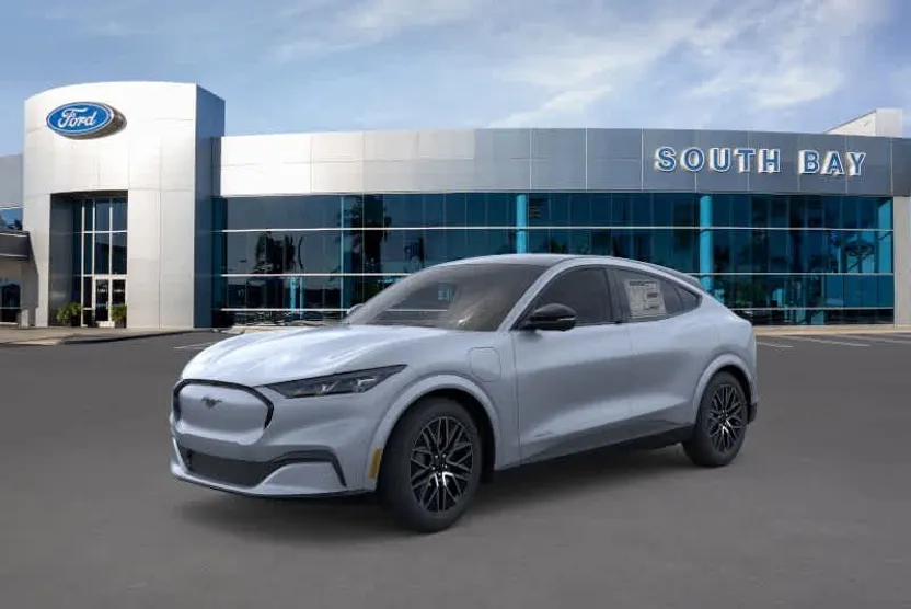 2025 Ford Mustang Mach-E Premium photo 1