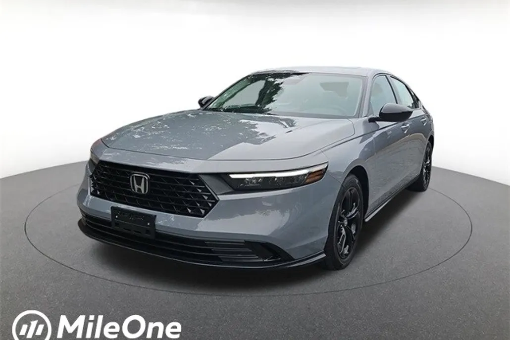 2025 Honda Accord SE photo 1