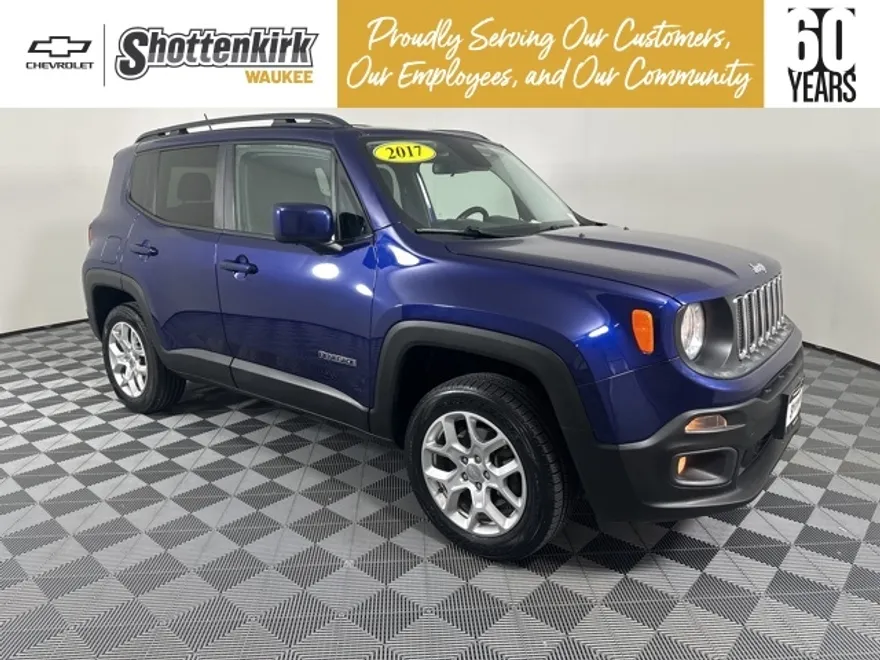 2017 Jeep Renegade Latitude photo 1