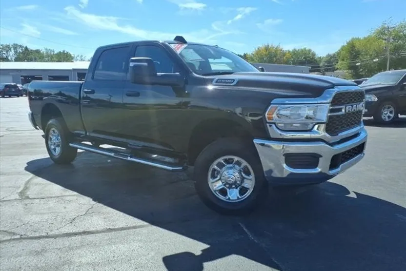 2024 Ram 2500 Tradesman photo 1