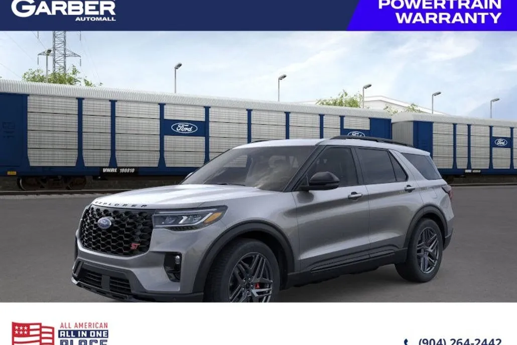 2025 Ford Explorer ST photo 1