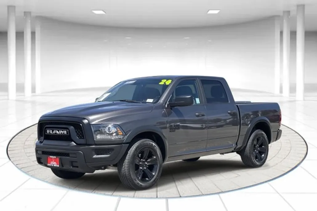 2024 Ram 2500 Laramie photo 1