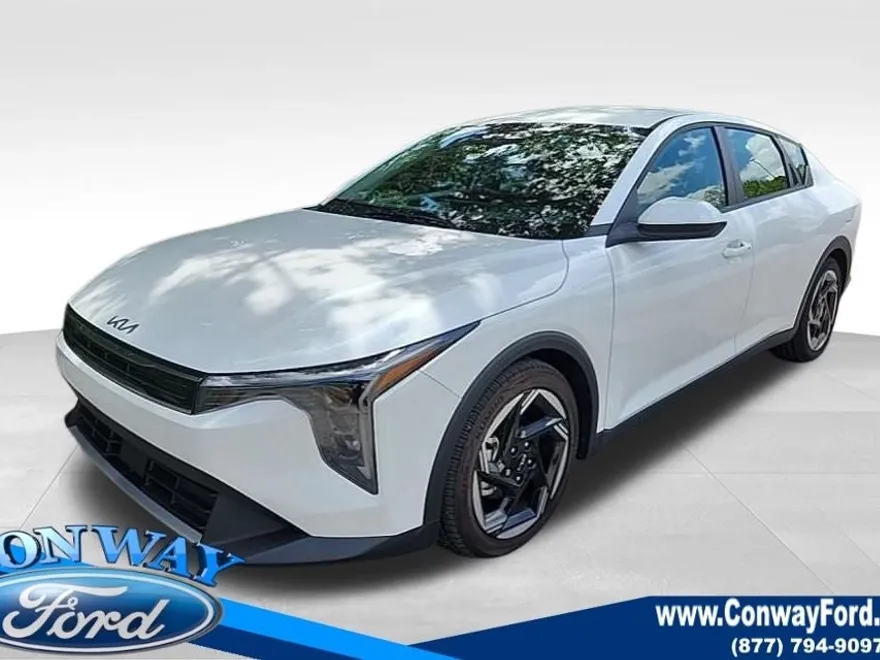 2025 Kia K4 EX photo 1