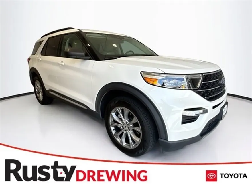 2020 Ford Explorer XLT photo 1