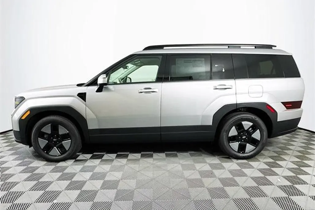 2026 Hyundai Santa Fe SEL photo 1