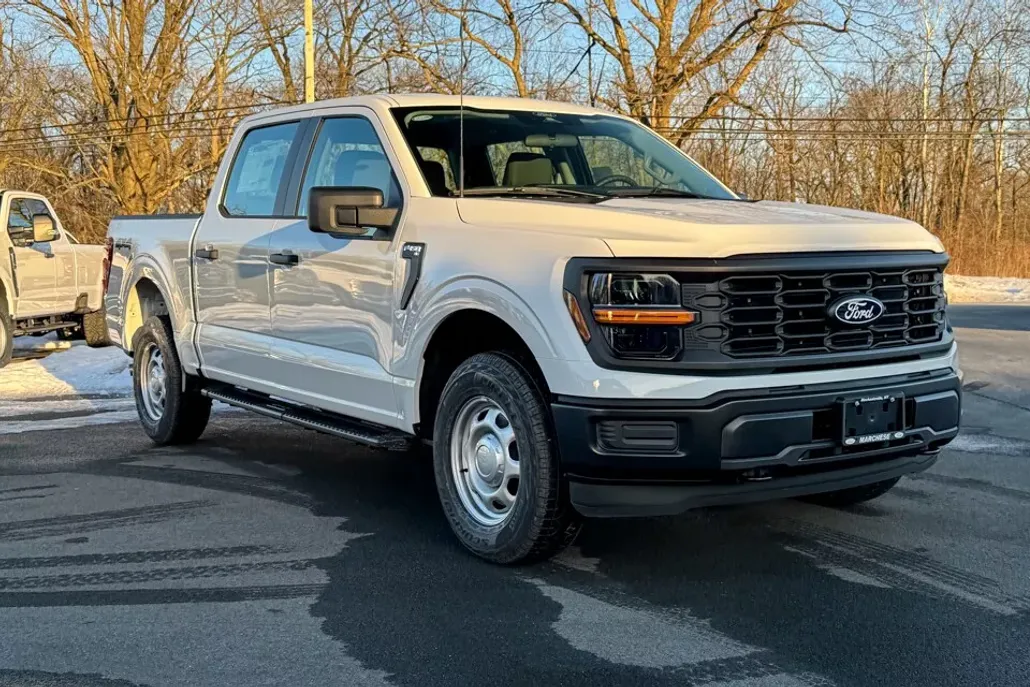 2025 Ford F-150 XL photo 1