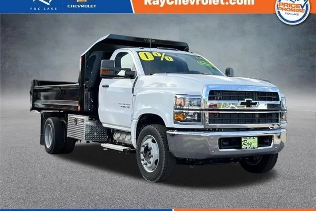2024 Chevrolet Silverado 4500HD Work Truck photo 1