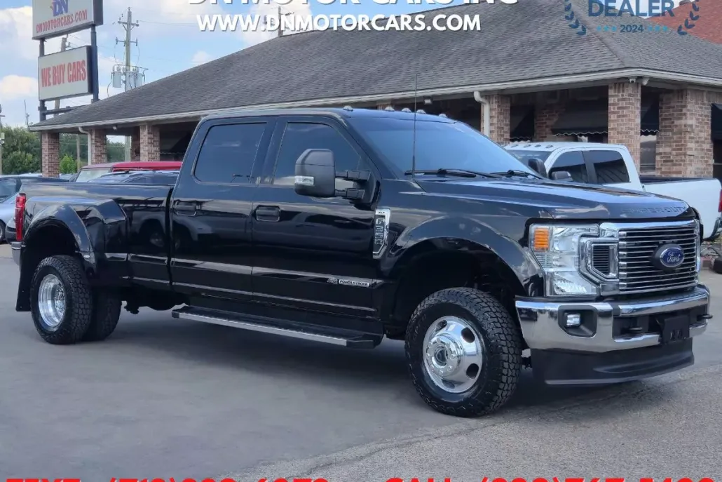 2022 Ford F-350 XLT photo 1