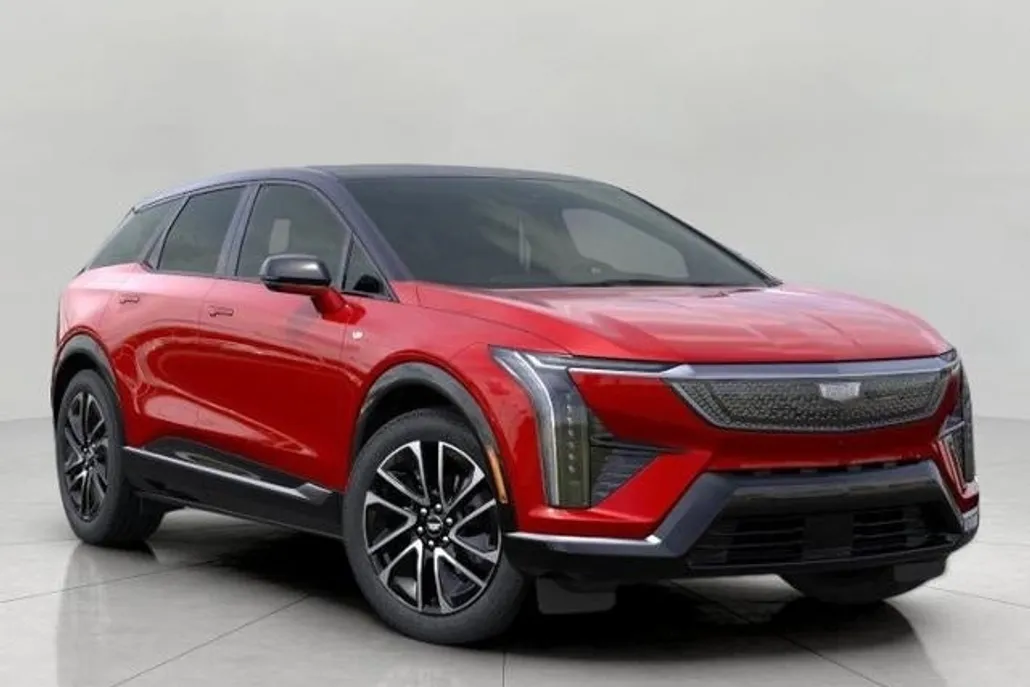 2025 Cadillac Optiq Sport photo 1