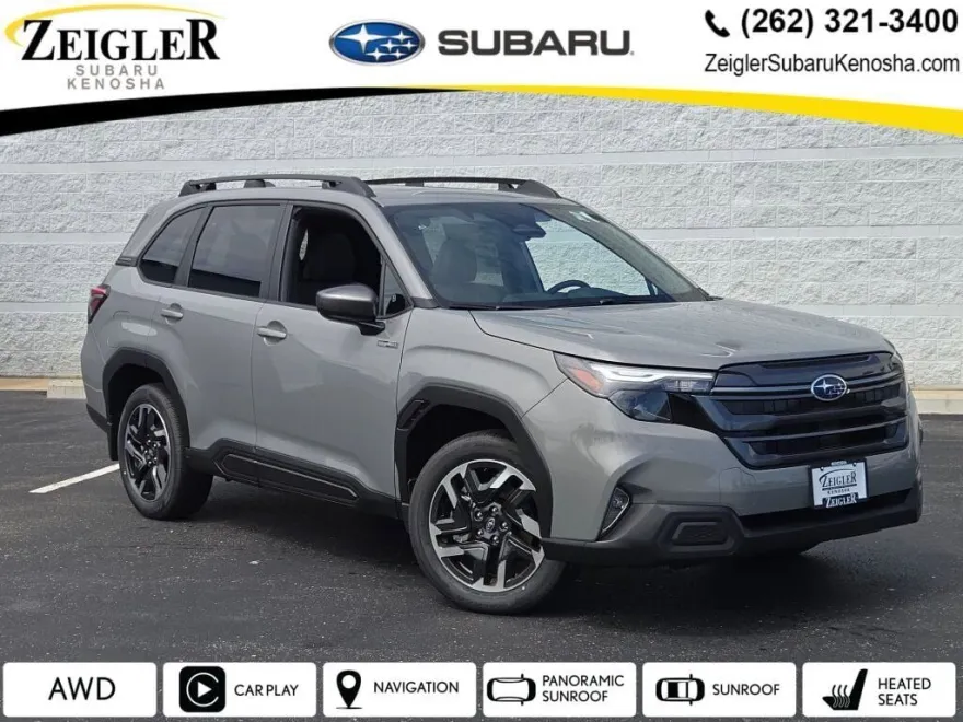 2025 Subaru Forester Premium photo 1