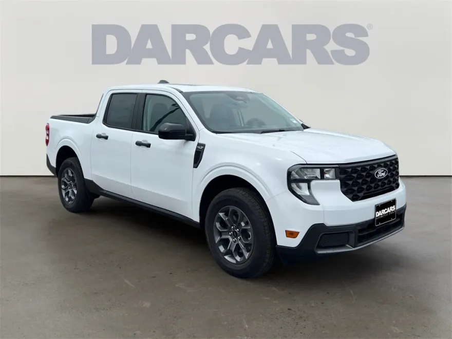 2025 Ford Maverick XLT photo 1