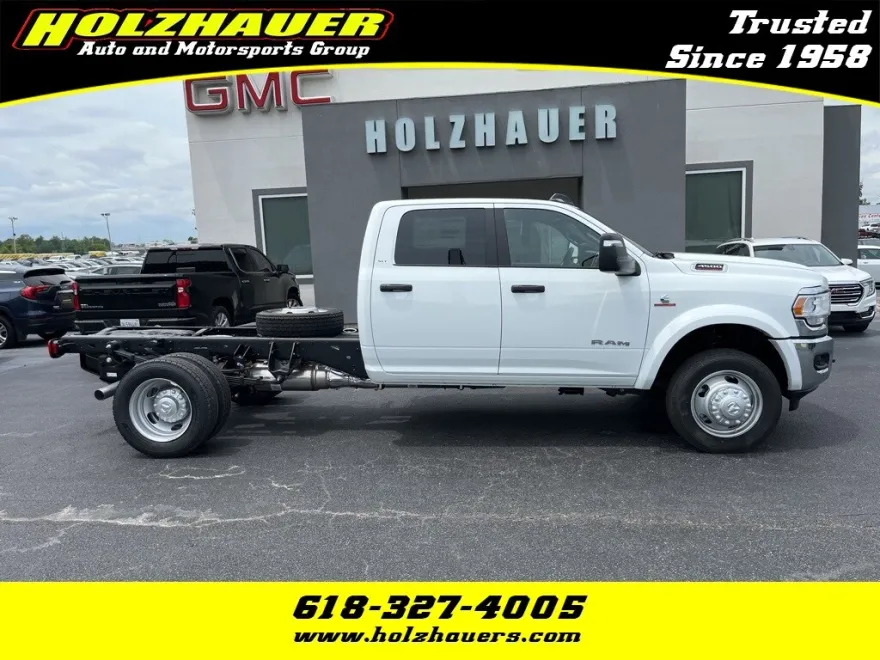 2024 Ram 4500 SLT photo 1
