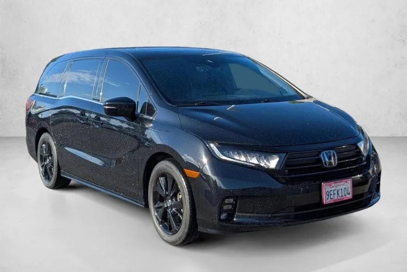 2023 Honda Odyssey Sport photo 1