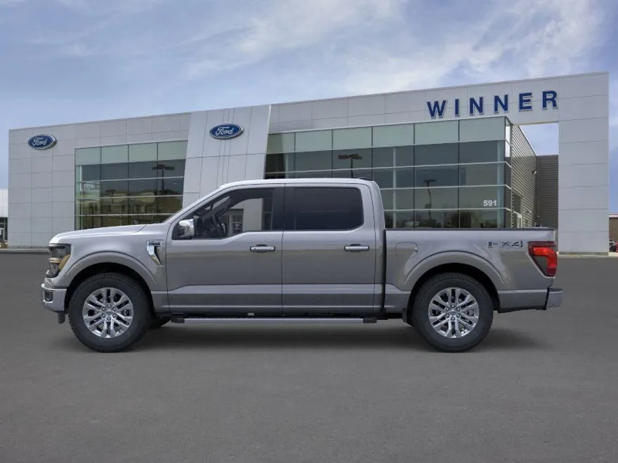 2025 Ford F-150 XLT photo 1