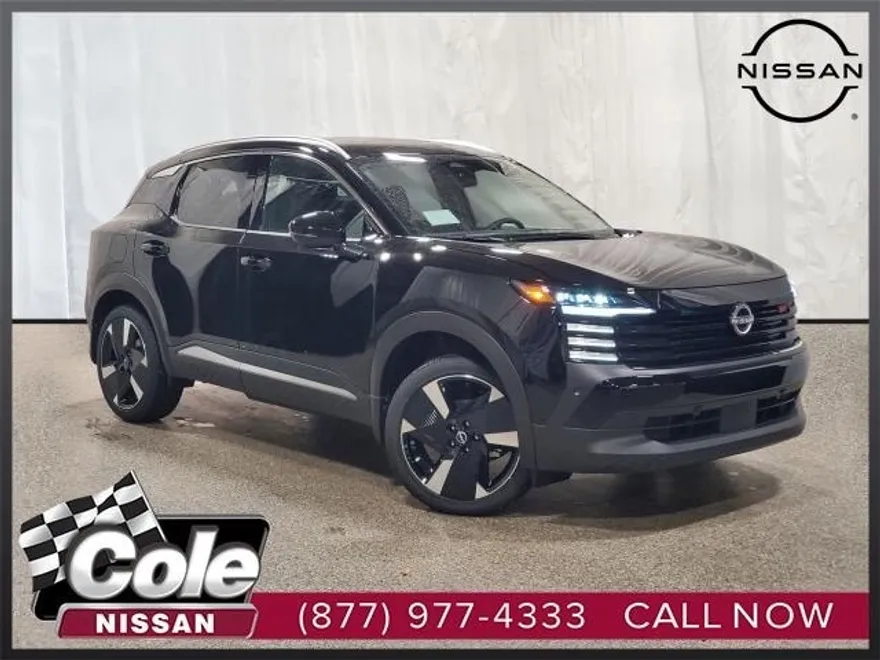 2025 Nissan Kicks SR photo 1