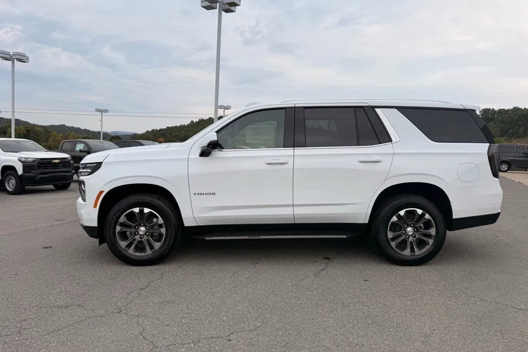 2025 Chevrolet Tahoe LT photo 1
