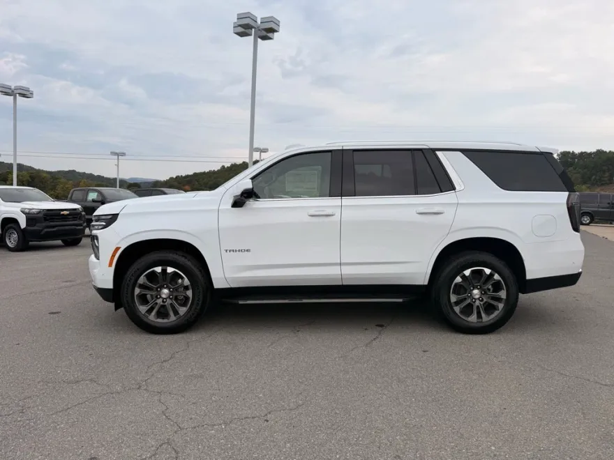 2025 Chevrolet Tahoe LT photo 1