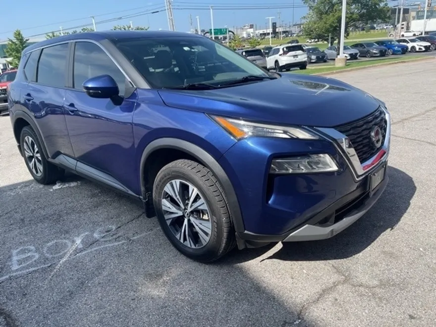2023 Nissan Rogue SV photo 1