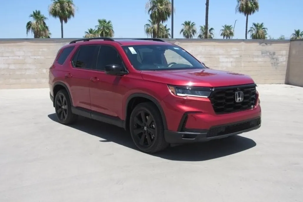 2025 Honda Pilot Black Edition photo 1