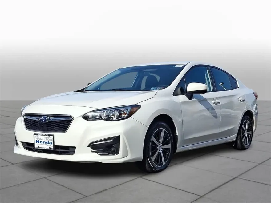 2019 Subaru Impreza Premium photo 1