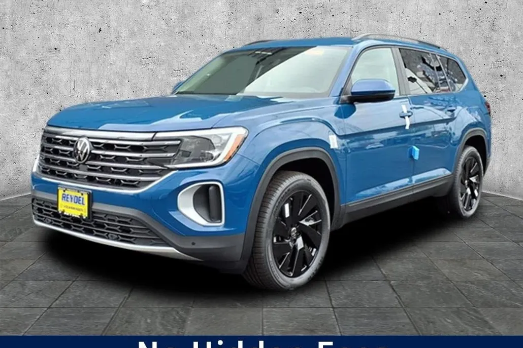 2026 Volkswagen Atlas SE Technology photo 1