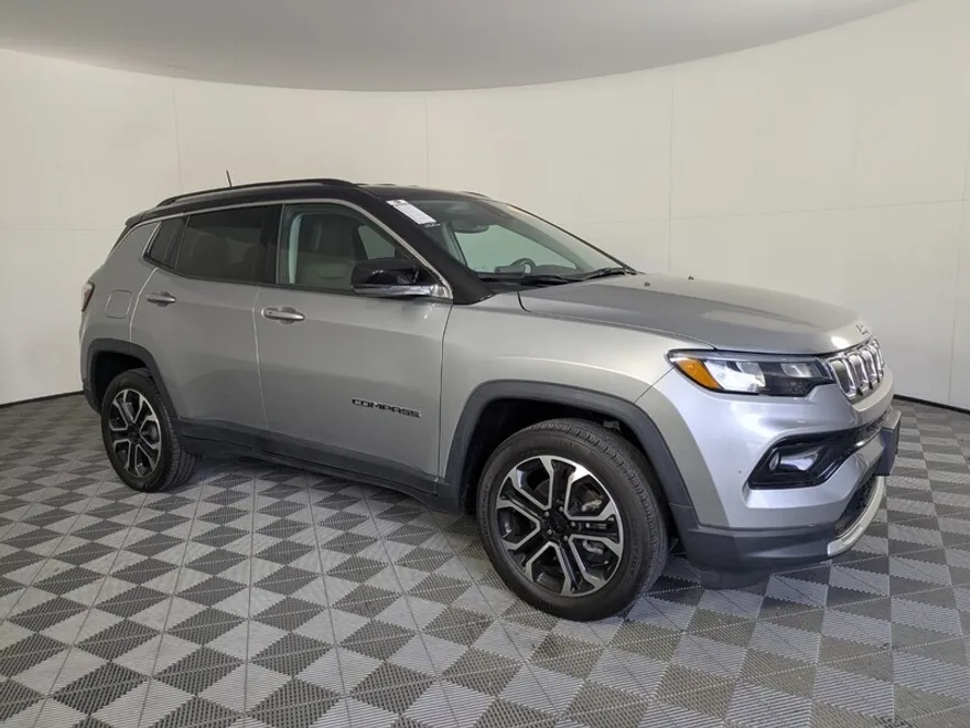 2022 Jeep Compass Limited photo 1
