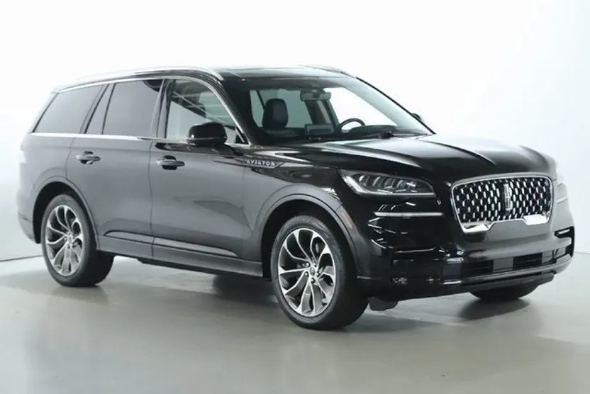 2023 Lincoln Aviator Grand Touring photo 1