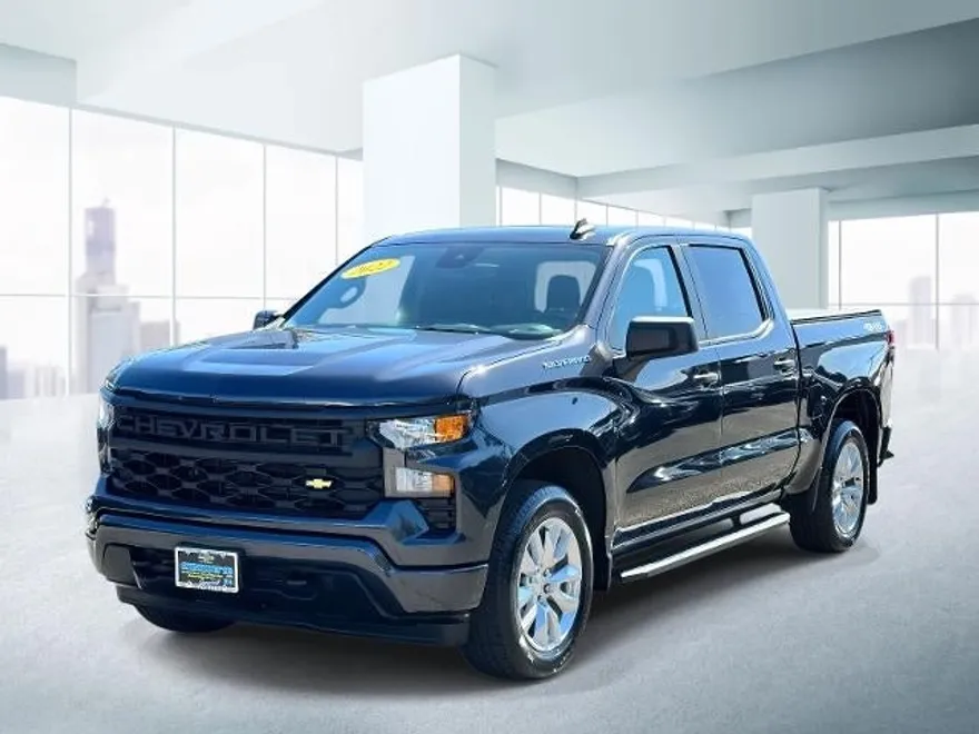 2022 Chevrolet Silverado 1500 Custom photo 1